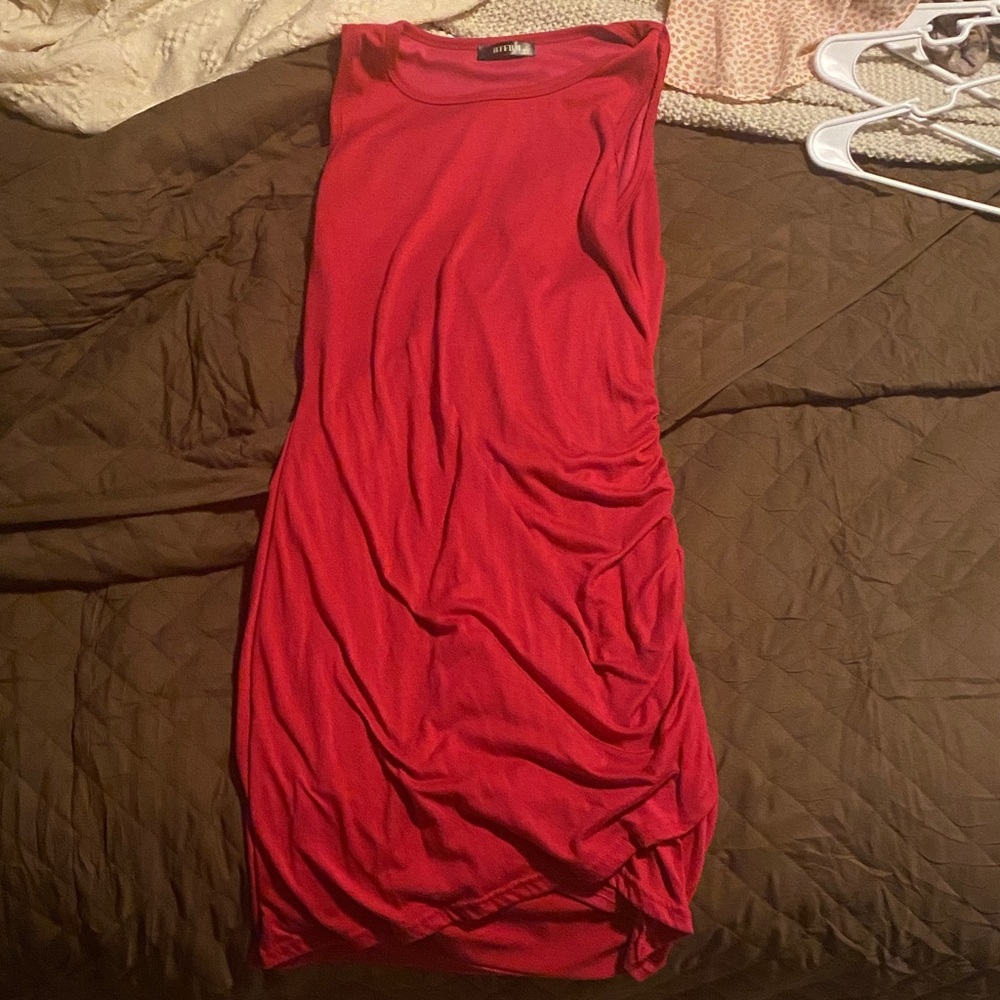 Sleeveless pink Dress